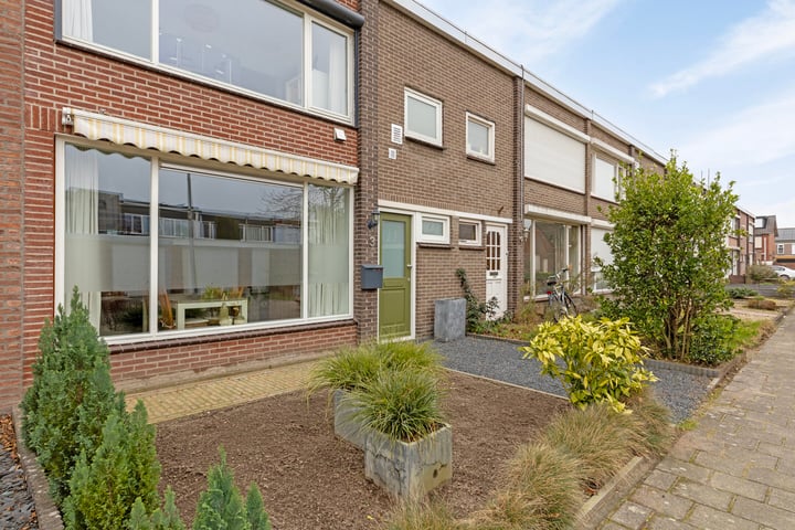 View photo of Bremstraat 3