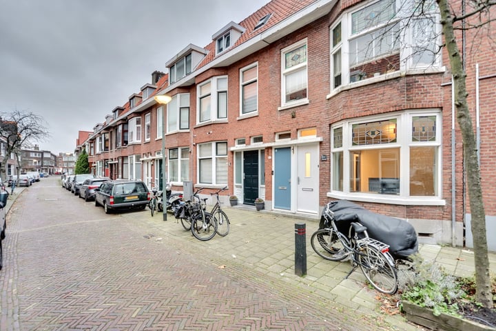 Bekijk foto 3 van Albert Cuijpstraat 6-A