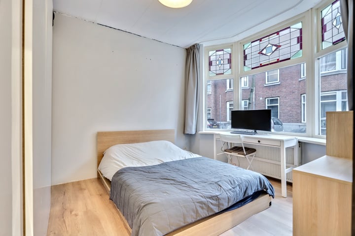 Bekijk foto 12 van Albert Cuijpstraat 6-A