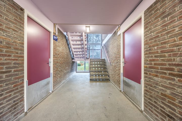 Photo 36 of Marconistraat 30