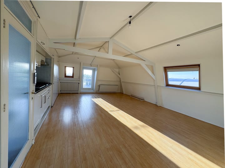 Photo 32 of Zijlweg 62-A