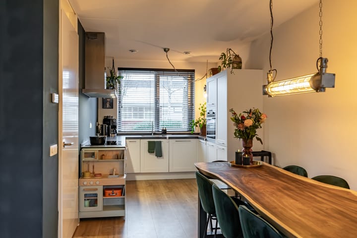 Foto 15 van Melisseweg 17-A