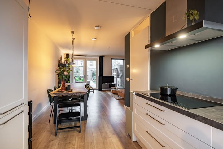 Foto 19 van Melisseweg 17-A