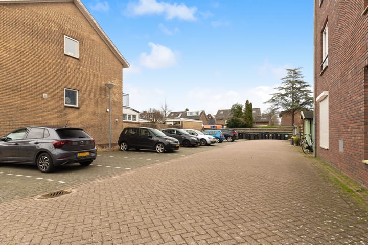 Foto 13 van Bernhardstraat 28