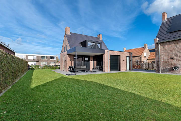 Foto 41 van Brugweg 24