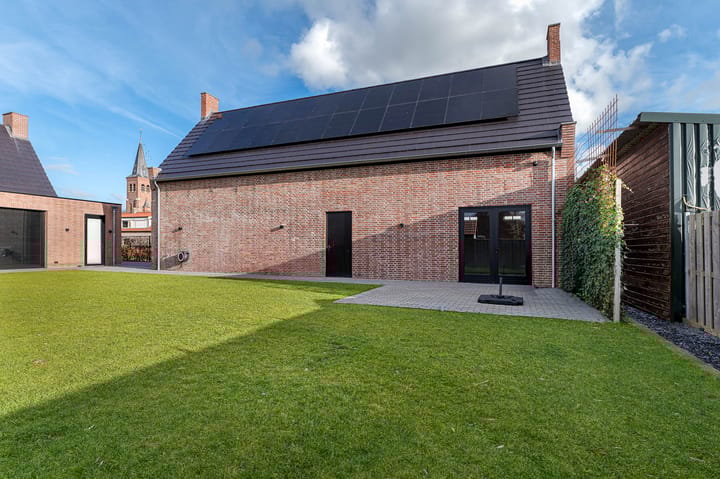 Foto 45 van Brugweg 24