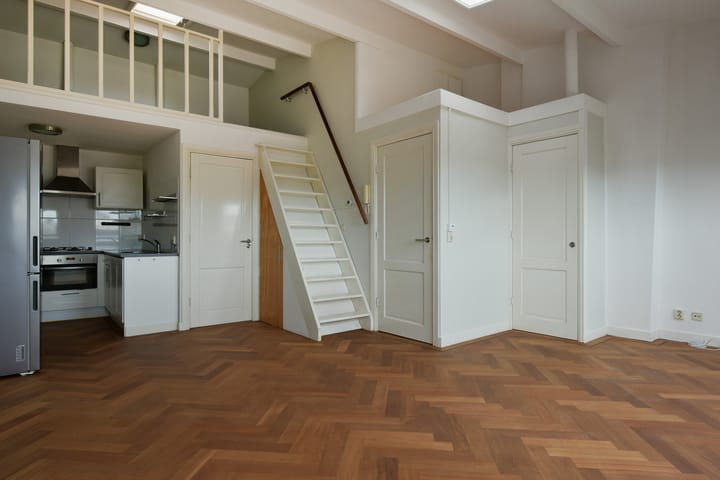 Foto 3 van Alexanderplein 7-C