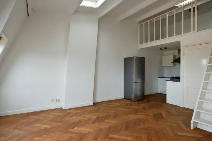 Foto 8 van Alexanderplein 7-C