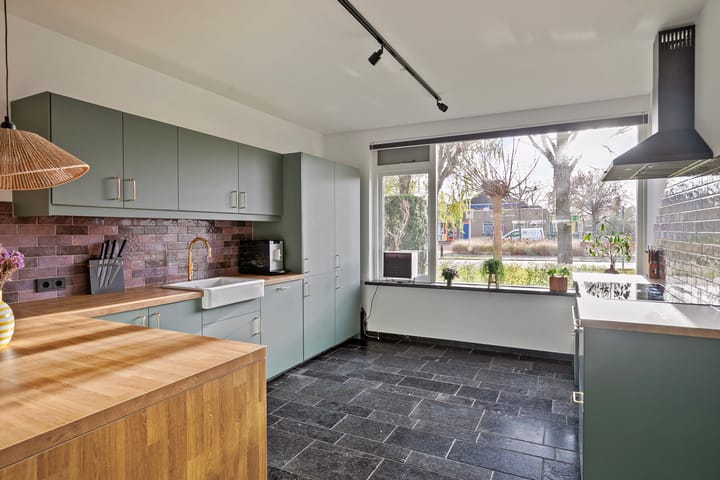 Foto 3 van Nicolaas van Puttenstraat 27