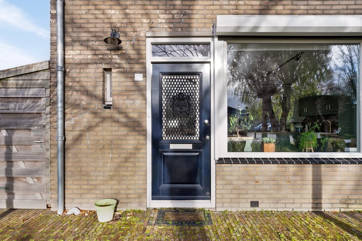 View photo 11 of Nicolaas van Puttenstraat 27