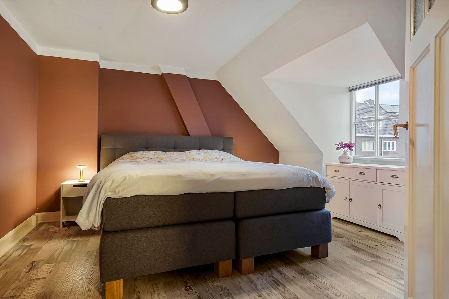 Foto 40 van Antoon der Kinderenlaan 3