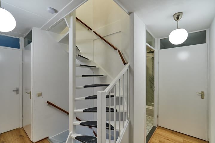 Foto 14 van Resedastraat 1-6