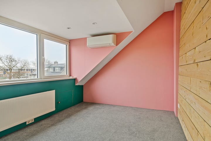 Foto 25 van Kamillestraat 45