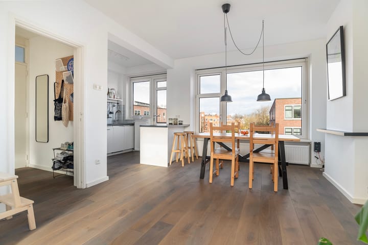 Foto 25 van Troelstrastraat 12-D