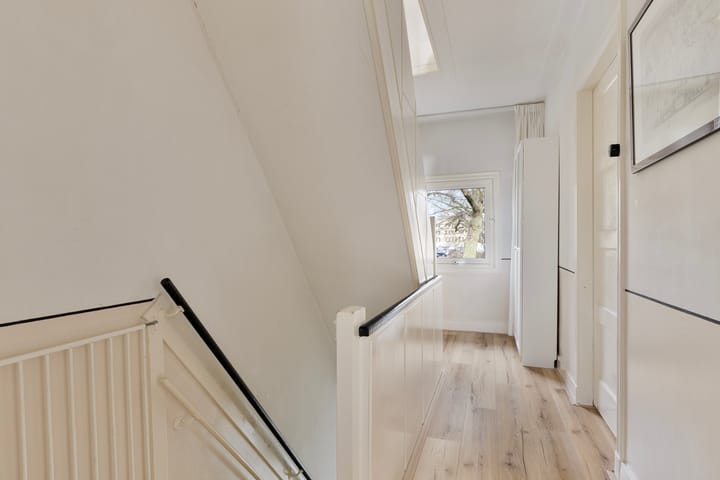 Foto 11 van Vredenburchsingel 13