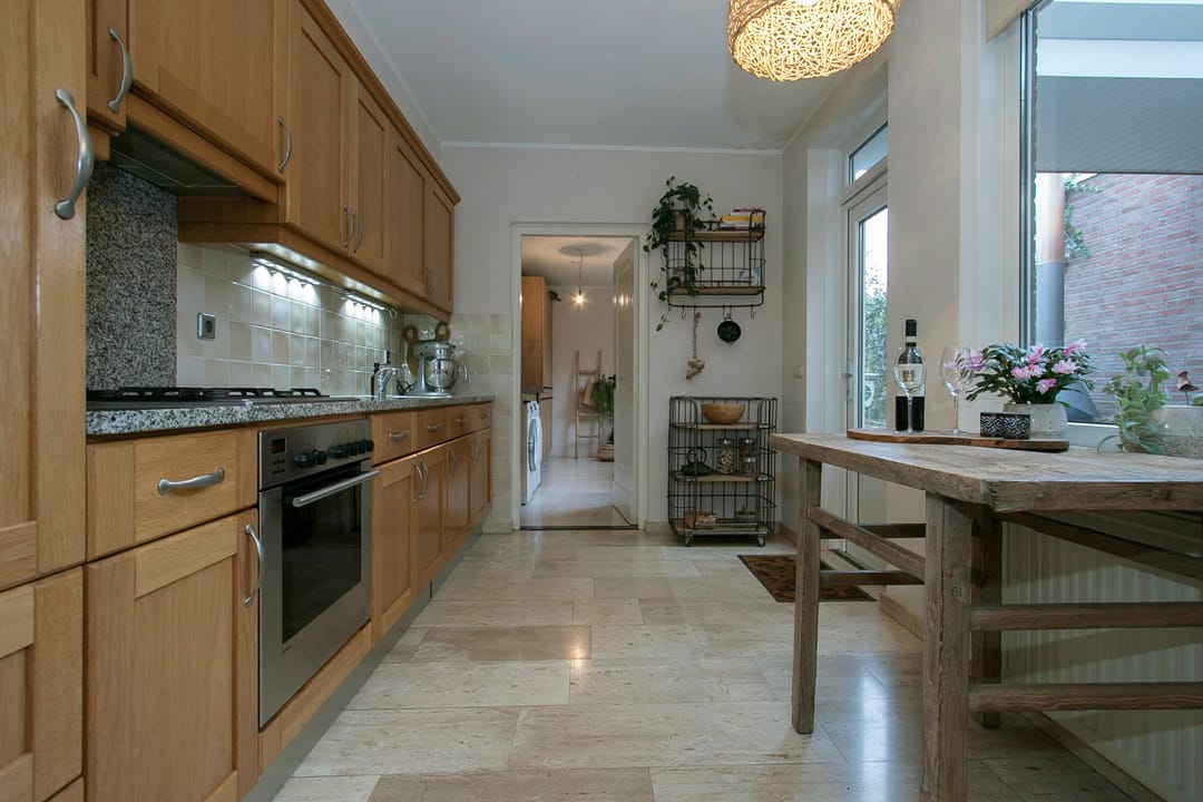 Foto 11 van Albertina Agnesstraat 6