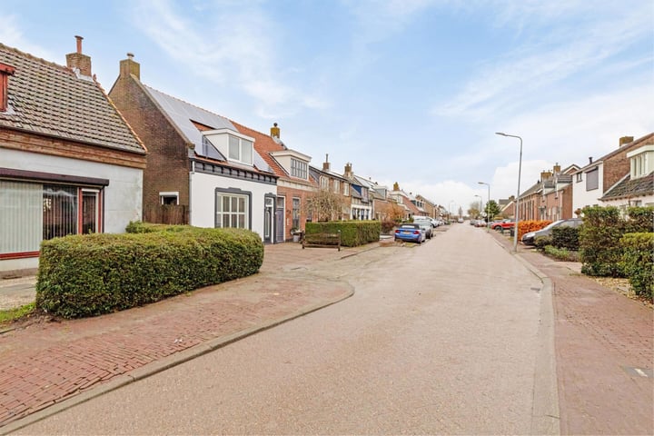 Bekijk foto 43 van Langeweg 32