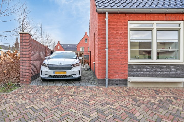 Bekijk foto 27 van Abraham van der Hulststraat 6