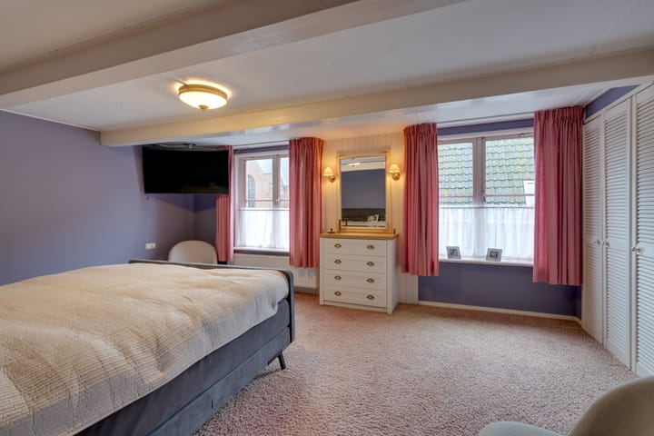 Foto 24 van Rechtestraat 110