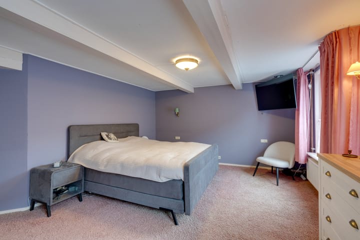 Foto 25 van Rechtestraat 110