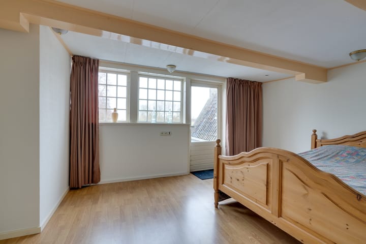 Foto 30 van Rechtestraat 110