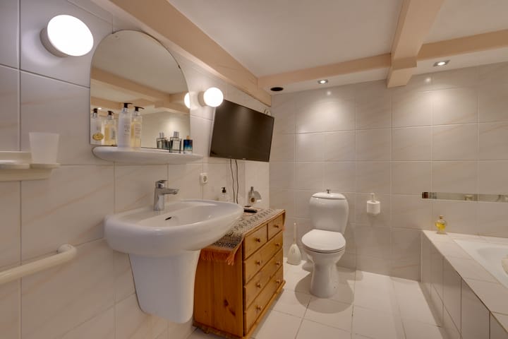 Foto 34 van Rechtestraat 110