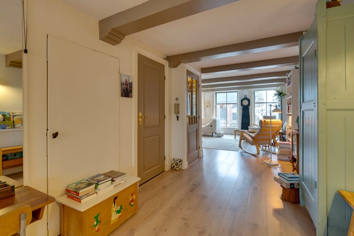 Foto 47 van Rechtestraat 110