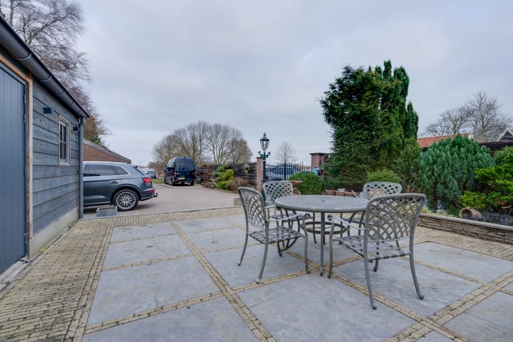 Foto 77 van Rechtestraat 110