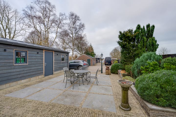 Foto 80 van Rechtestraat 110