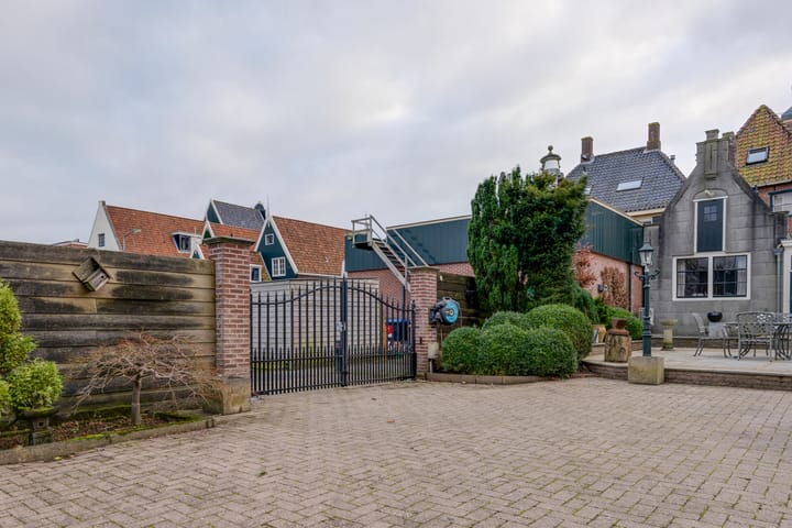 Foto 82 van Rechtestraat 110