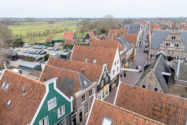 View photo 92 of Rechtestraat 110