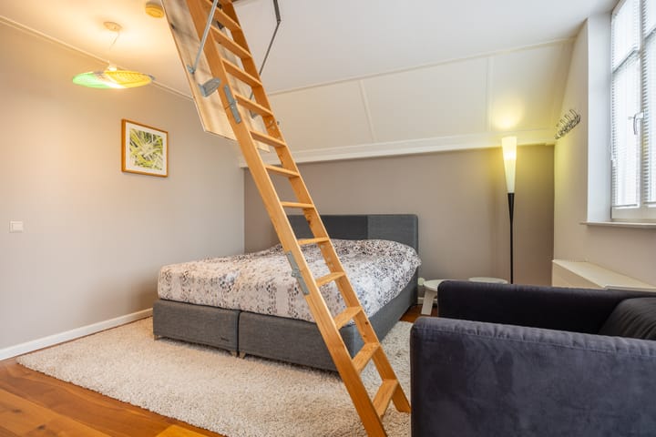 Foto 51 van Hillebrant Jacobsplein 37