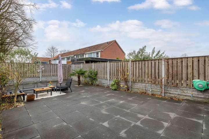 Foto 16 van Lucernehof 84