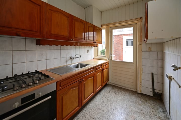 Foto 6 van Van Musschenbroekstraat 20