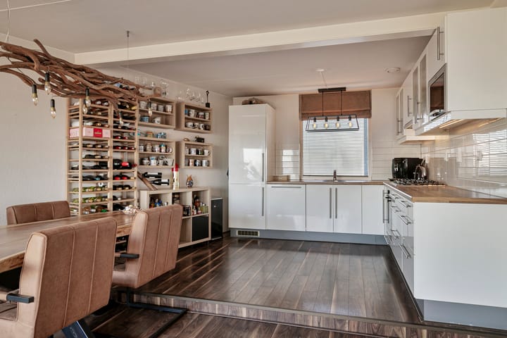 Foto 10 van Merwedestraat 66