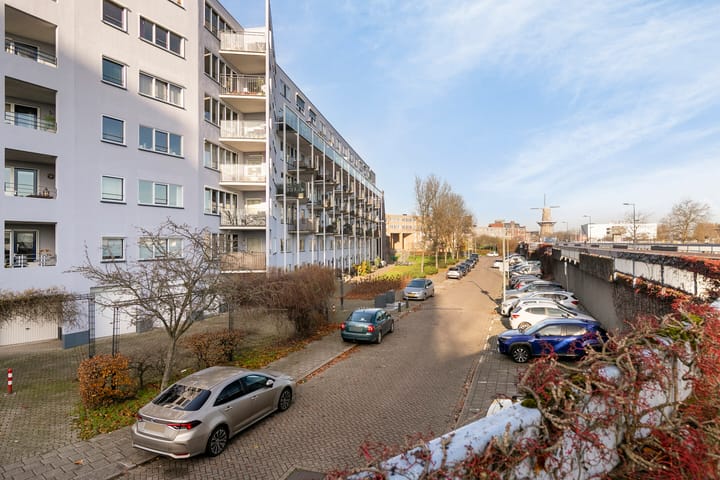 Foto 34 van Merwedestraat 66