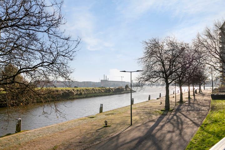 Foto 38 van Merwedestraat 66