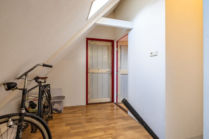 Foto 31 van Burg. Wiersumstraat 5