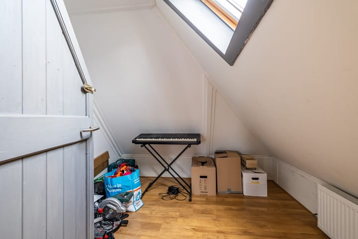 Foto 40 van Burg. Wiersumstraat 5