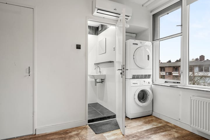 Foto 10 van Bernhardstraat 33-II