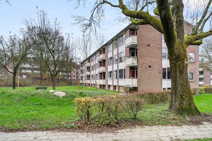 Foto 26 van Bernhardstraat 33-II