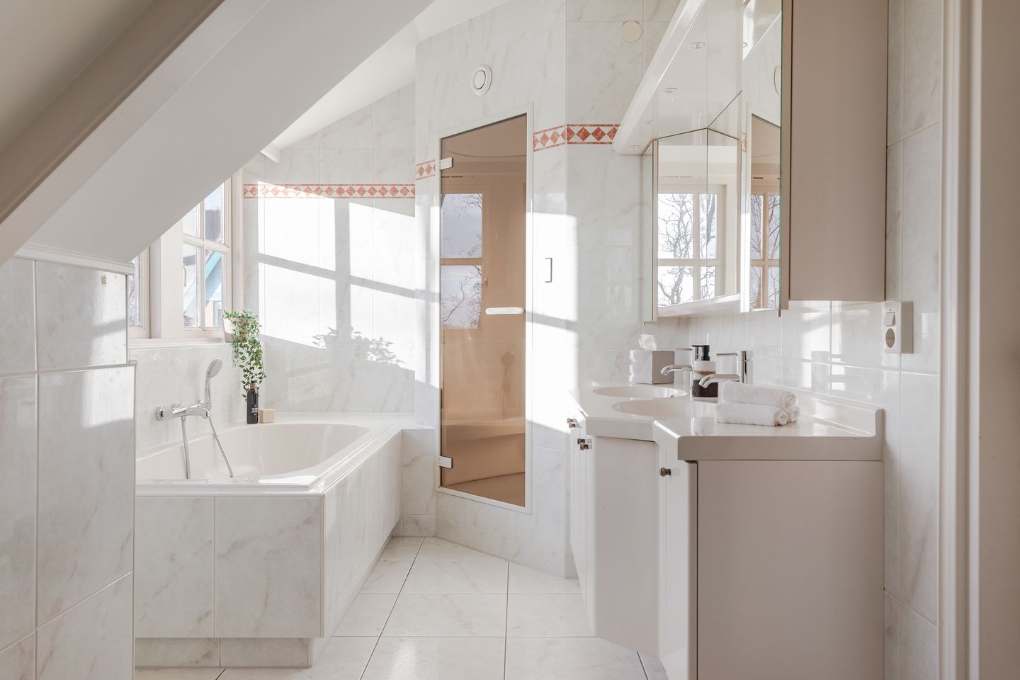 Foto 25 van Nesdijk 27-C