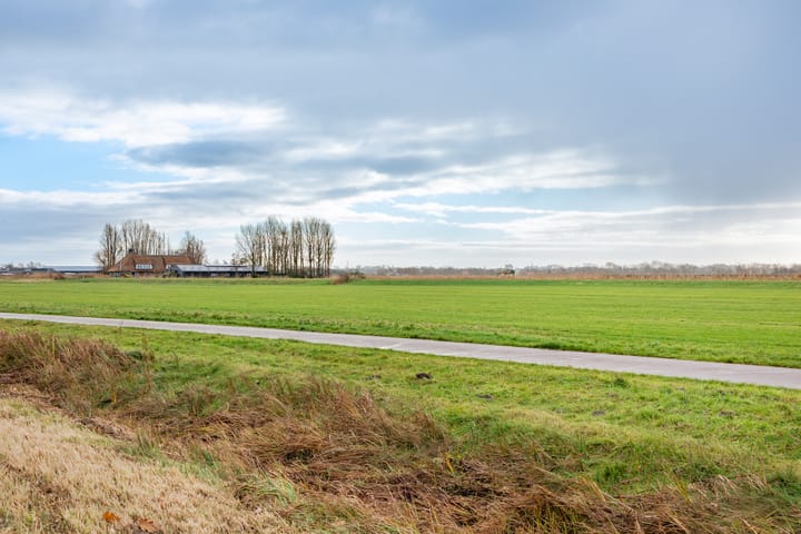 Photo 34 of Nesdijk 27-C