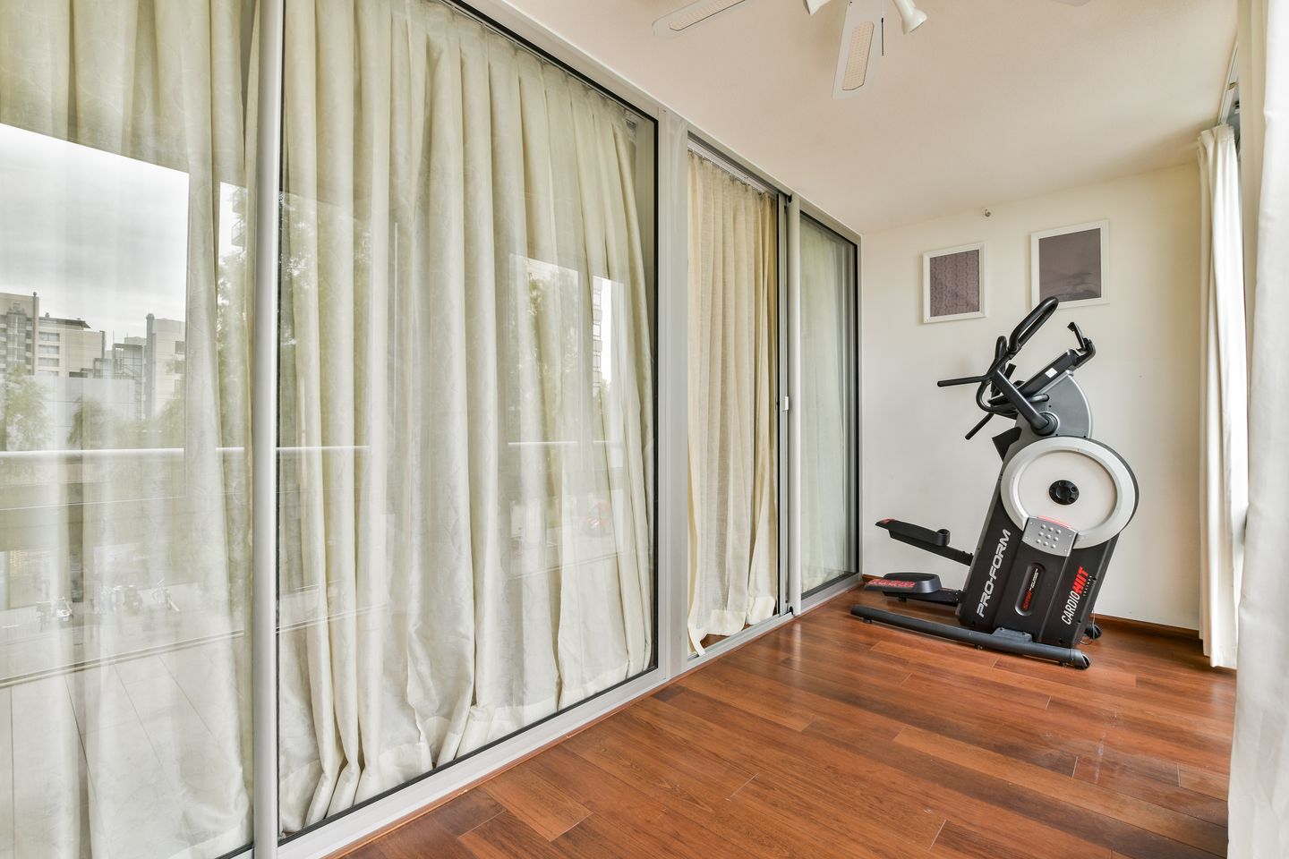 Foto 19 van Van Leijenberghlaan 16-H