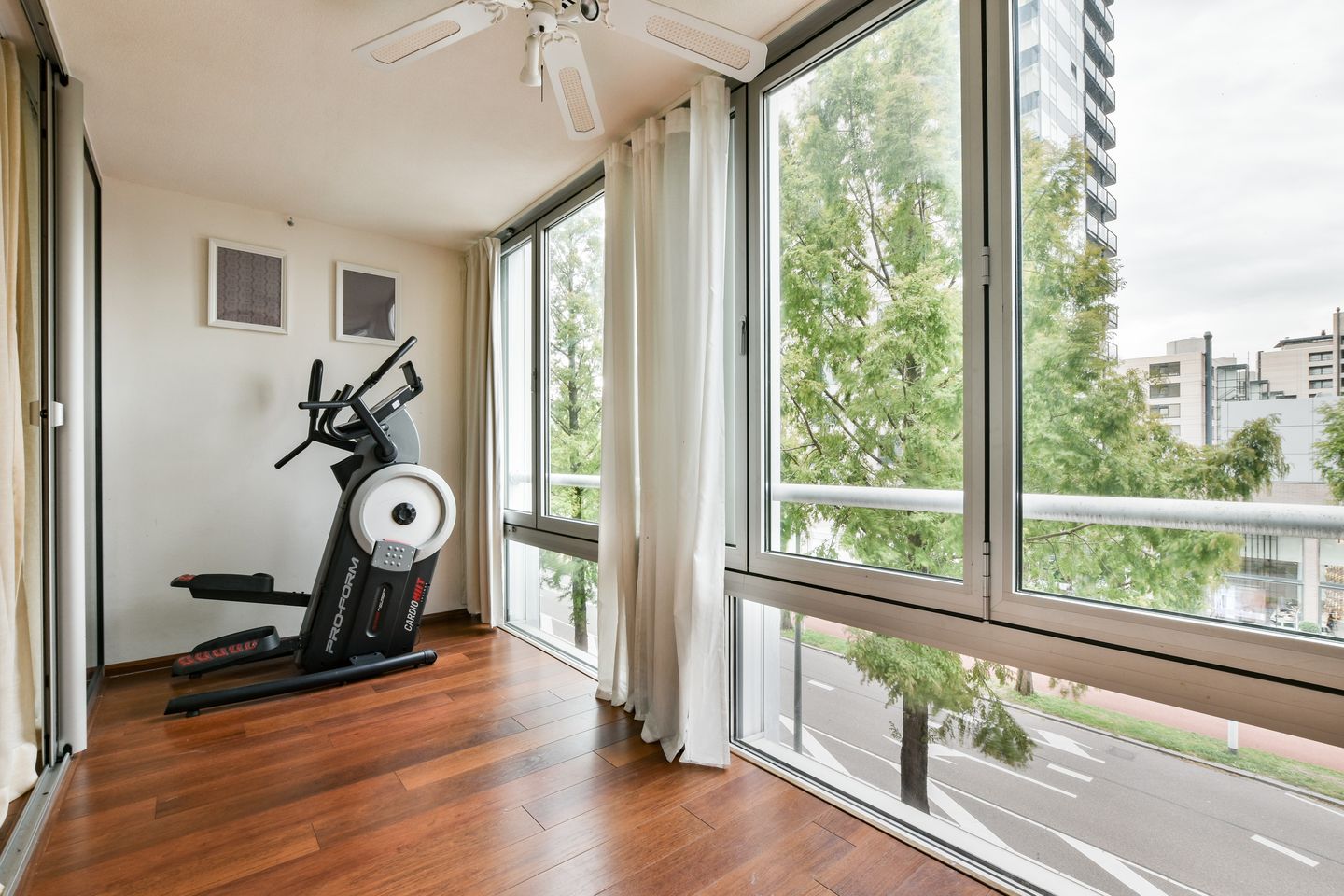 Foto 20 van Van Leijenberghlaan 16-H