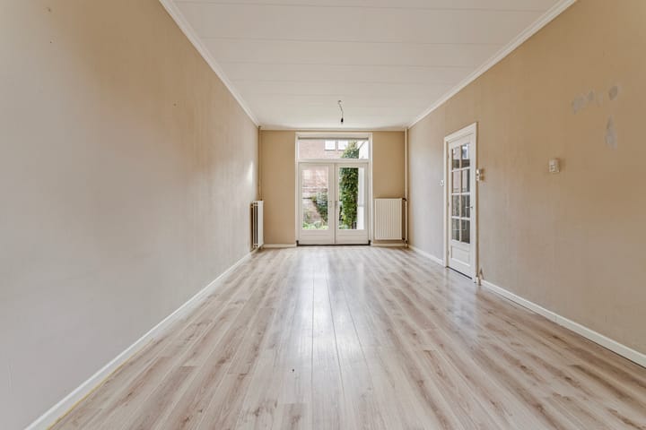 Foto 7 van Elisabeth Strouvenlaan 55