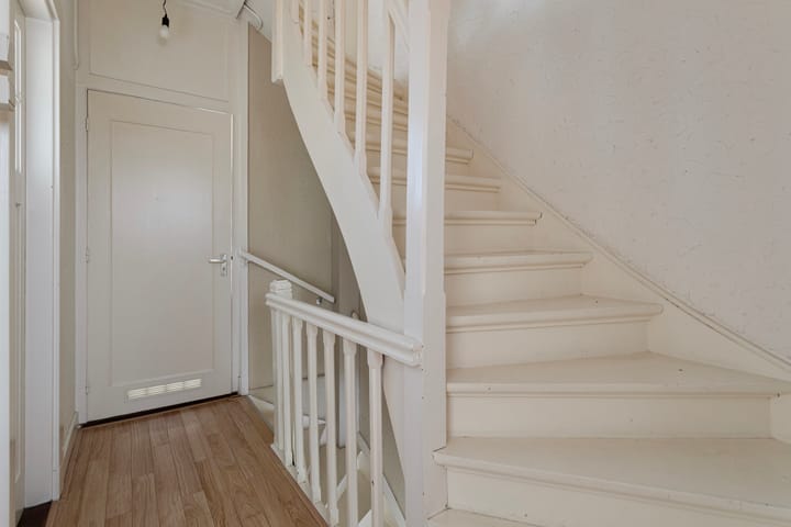 Foto 11 van Elisabeth Strouvenlaan 55