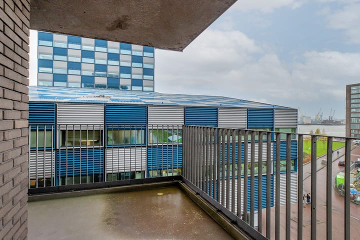 Foto 41 van Lloydstraat 216