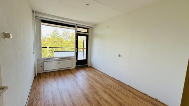 Photo 12 of Aart van der Leeuwlaan 49