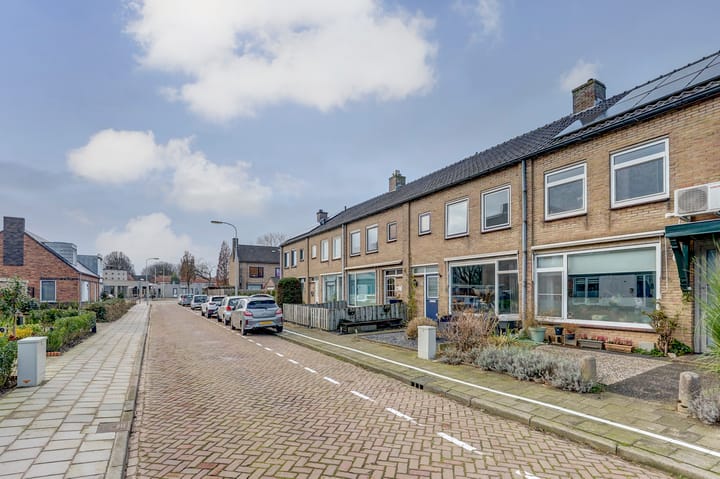 Foto 55 van Janus Erasmiusstraat 8